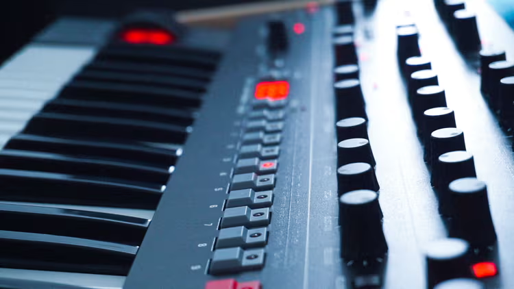 Analog synthesizers used to create Monomy