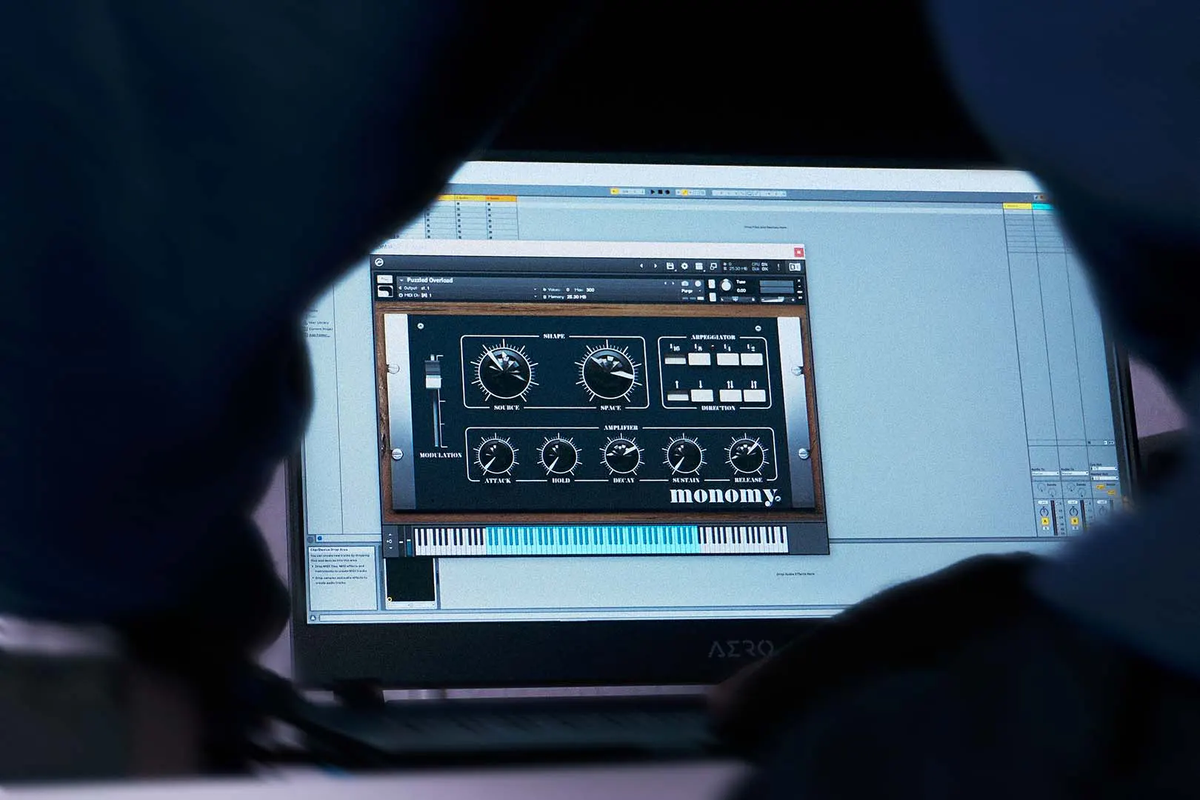 Creating music with Monomy in Ableton Live